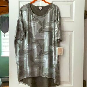 Elegant Silver Luluroe Irma